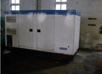 曲松康明斯150kw大型柴油二手发电机组 曲松康明斯150kw大型柴油二手发电机组