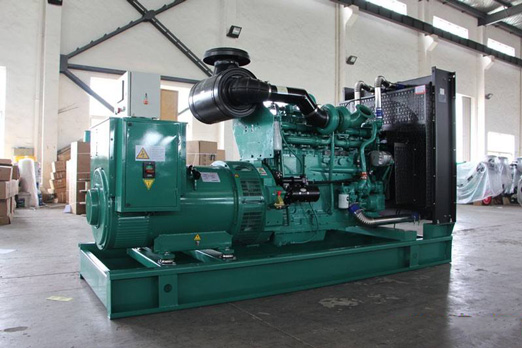 曲松320kw康明斯柴油发电车出租组图片 曲松320kw康明斯柴油发电车出租组图片